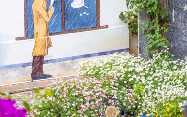 Lijiang Huamian Homestay Hotel