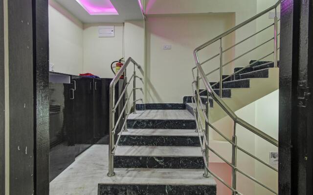 OYO 78277 Home Aamaze Inn