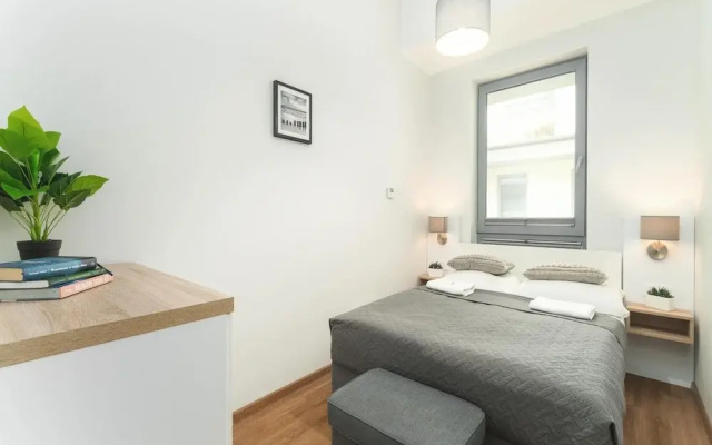 Comfortable Holiday Apartment by the Beach