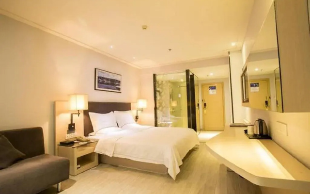 Yasite Hotel