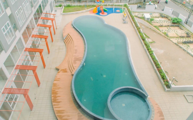 Comfy Studio At Amazana Serpong Apartment