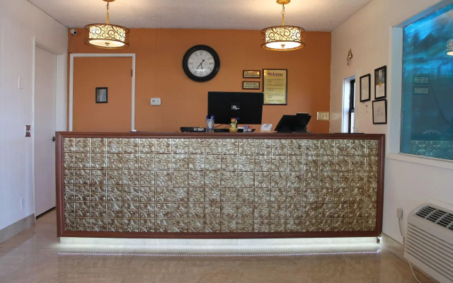 Americas Best Value Inn Boardman