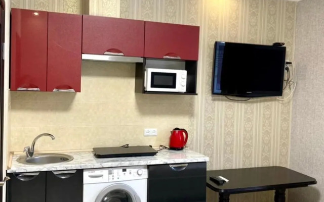 Apartment studio-біля вокзалу-недалеко від центру- наразі є світло