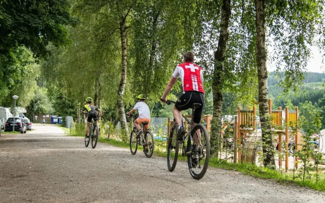 Peaceful Apartment With Pool