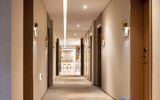 Yaoshi Hotel (Beijing Chaoyang High speed Railway Station Store)
