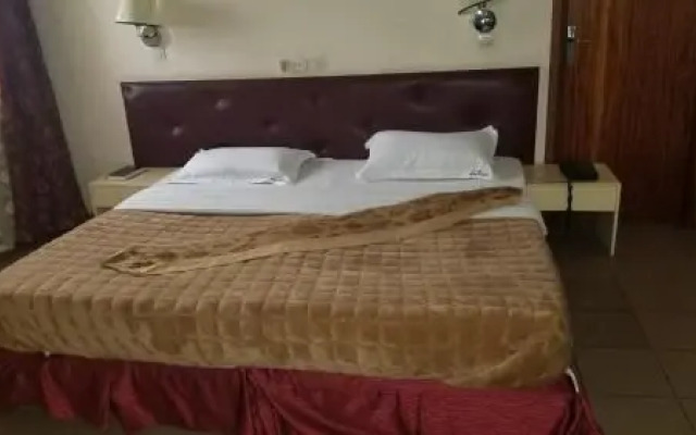 Hotel Clamantis