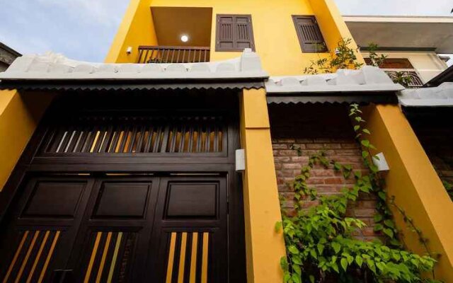 Nghe House With 4 Bedrooms