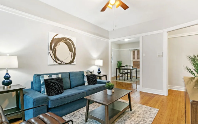 1BR Explore Town in Loyola Park