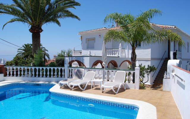 Villa Sandra Top Floor Escape