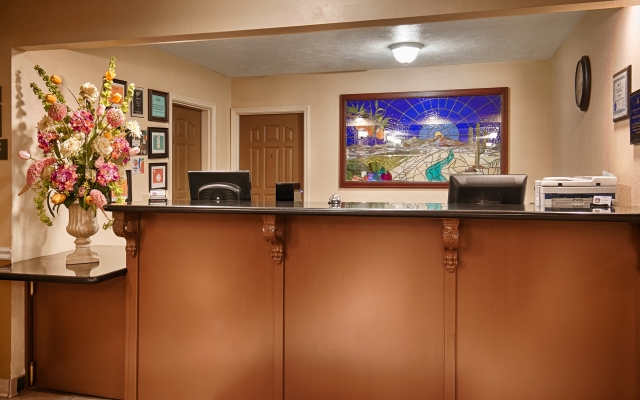 Best Western John Jay Inn