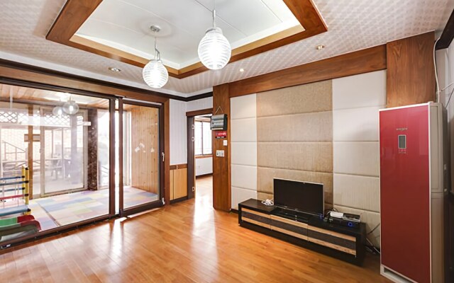 Gyeongju Choice Penison