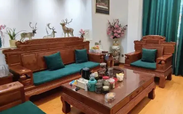 Zuo'an Homestay (Bell Tower)