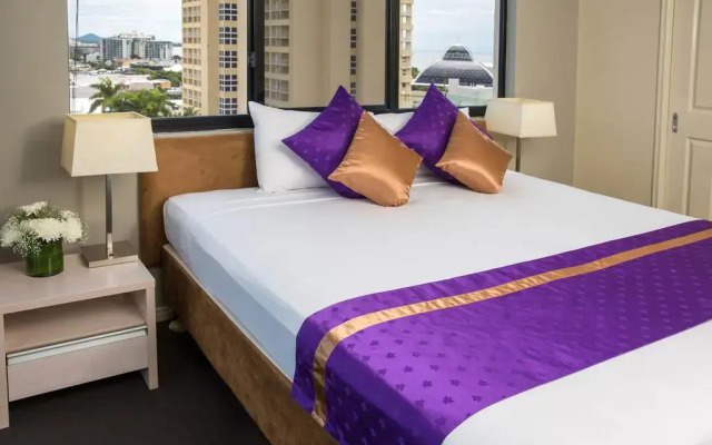 Piermonde Apartments - Cairns