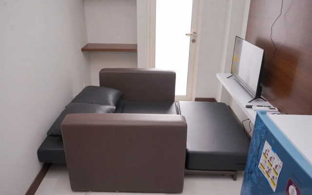 Cozy & Good 1Br Apartment At Scientia Residence