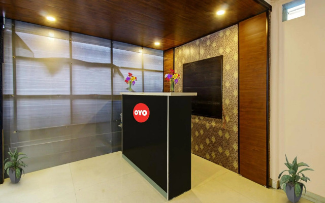 OYO Flagship 70030 Gopika Stay Inn