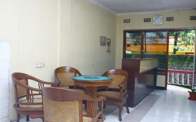 NIDA Rooms Giri Kondang 11 at Hotel Wijaya 2