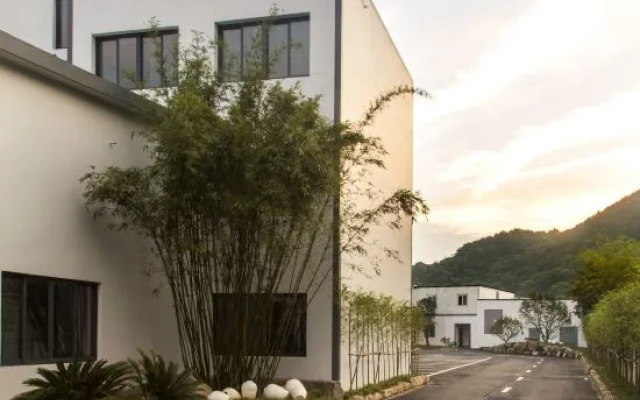 Elan Hotel (Yuyao Xinjian North Road)