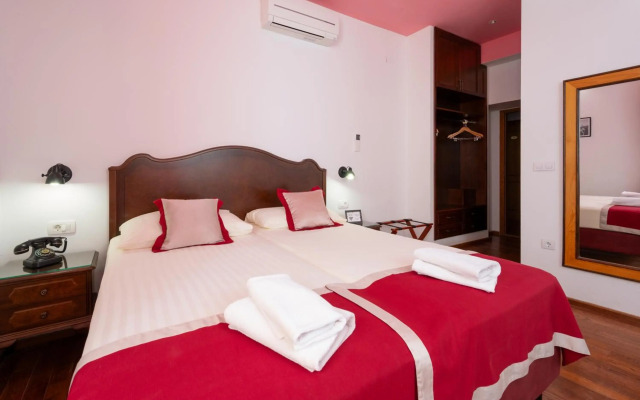 Heritage Hotel Tragos