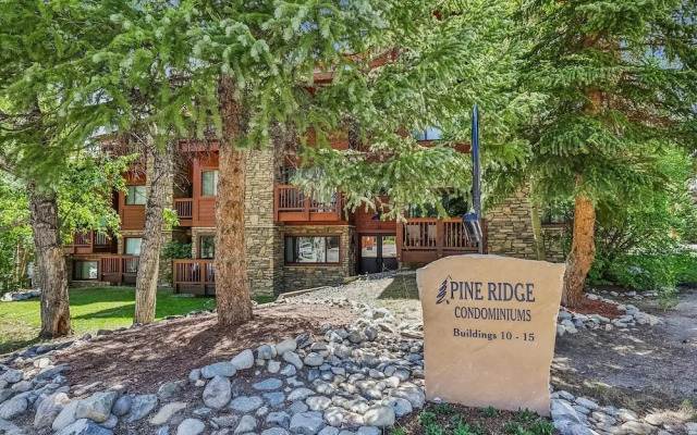 Pine Ridge 11e 2 Bedroom Condo
