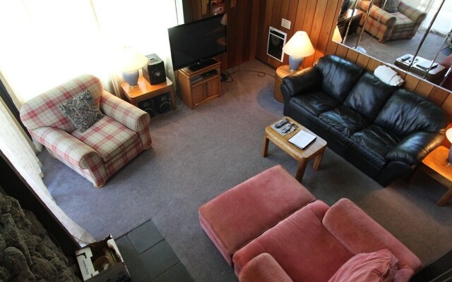 Summit #10 3 Bedroom Condo