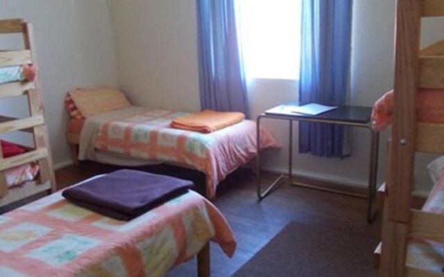 Franschhoek Travellers Lodge & Group Accommodation