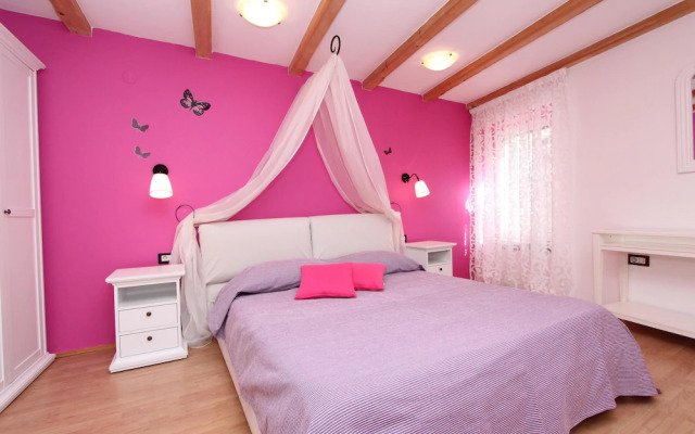 Apartment Midea