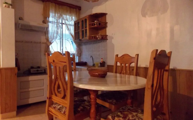 Le Manoir Guest House