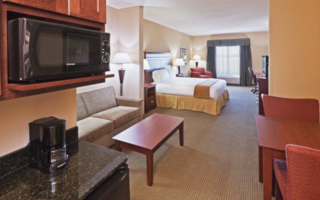 Holiday Inn Express Hotel & Suites POTEAU, an IHG Hotel