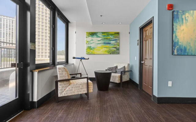 Sleek 2BR Downtown Retreat with Gym
