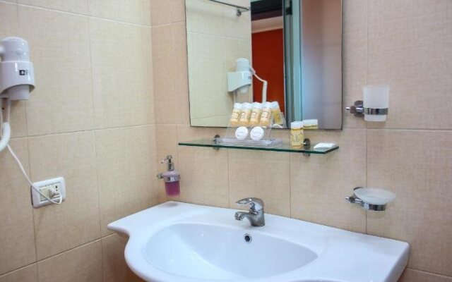 Hotel Liro