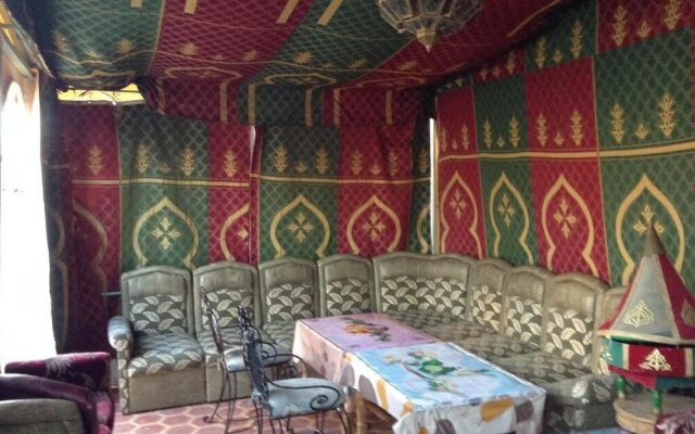 Faouzi Hôtel