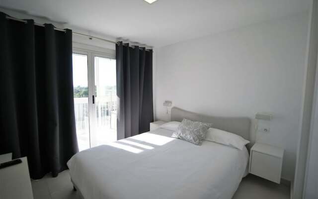 La Cenia Apartment