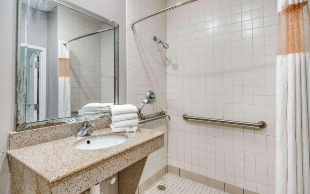 Motel 6-Houston, TX - Spring
