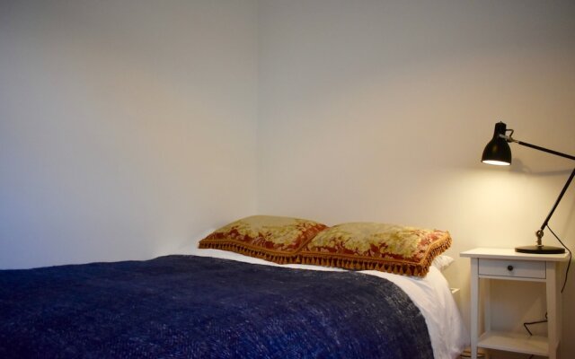 Beautiful 2 Bedroom Cottage in Trendy Portobello