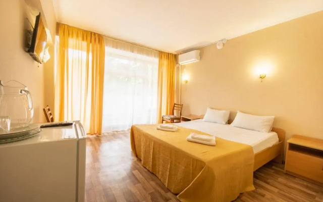 Курортный отель Ателика Горизонт Судак 2**