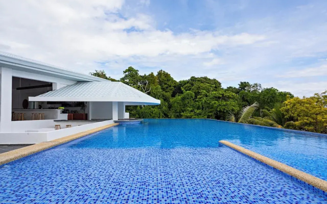 Dive Spot Asia & Brumini Beach Resort