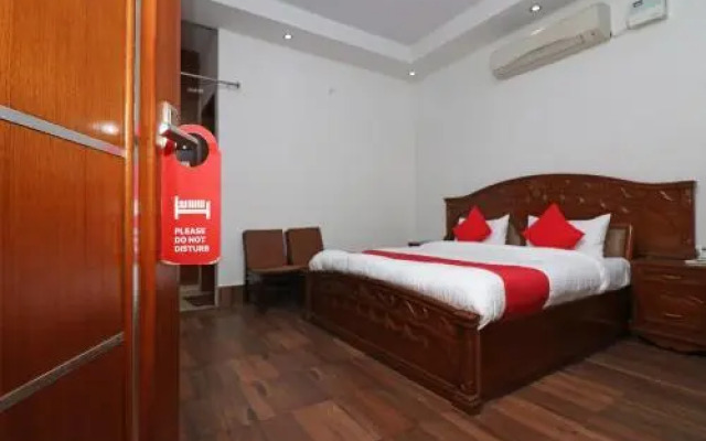 Love Guest House By OYO Rooms