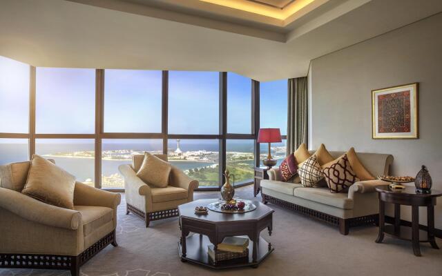 Bab Al Qasr Hotel