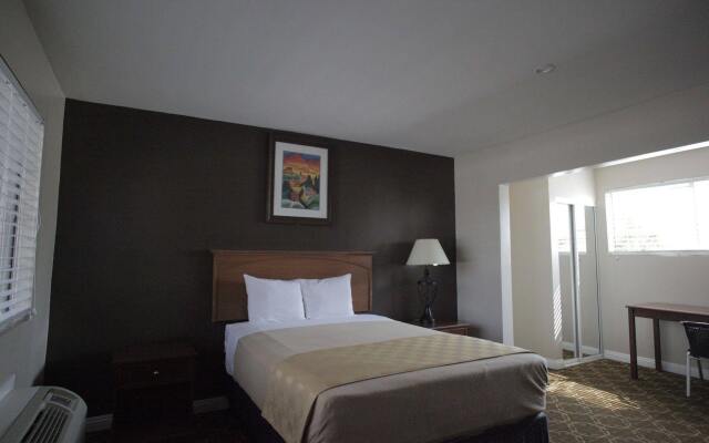 LA Royal Viking Apartments