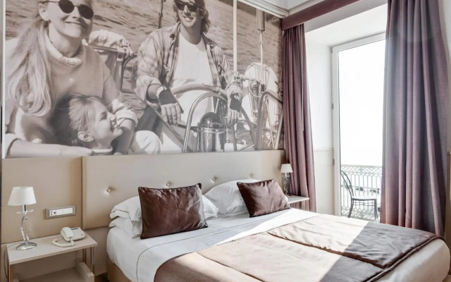 Partenope Relais