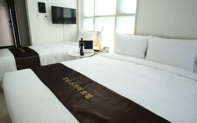 Morning Sky Residence