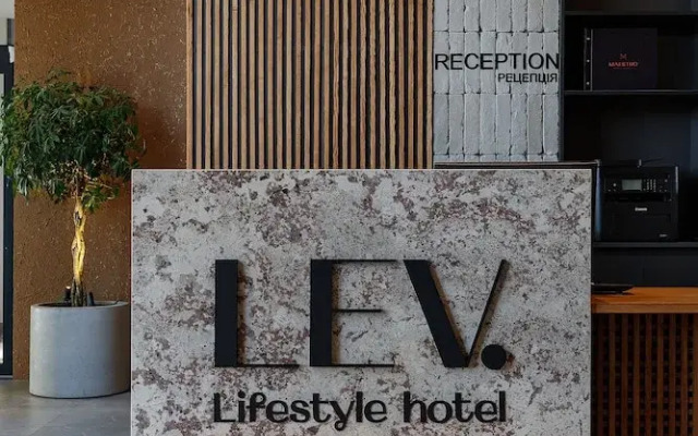 LEV Lifestyle Hotel - Maestro
