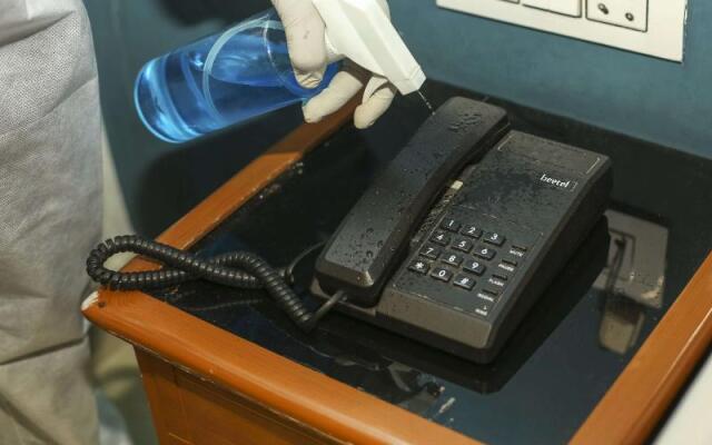 OYO 79600 The Premium Villa