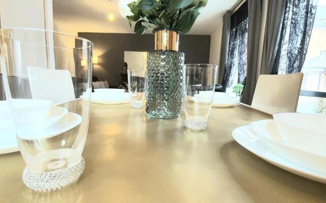 MELTON COURT APARTMENTS 2x 2bed2bath