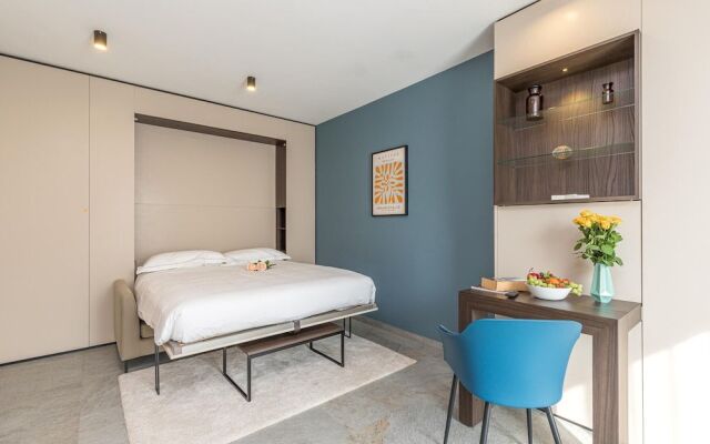 Icon H 504 Suite Micro-living