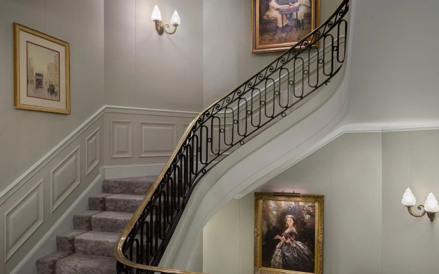47 Park Street - Grand Residences by Marriott