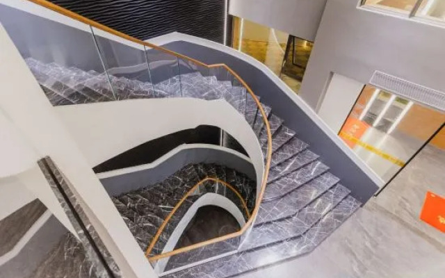 Xishuangbanna Jinghong No.1 Mansion (Splashing Square)