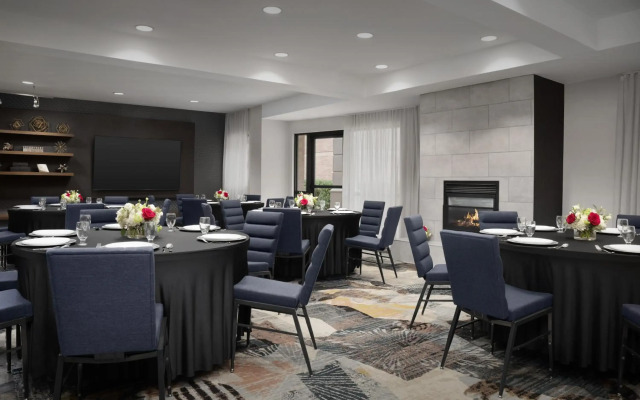Courtyard by Marriott Dallas Addison/Quorum Drive