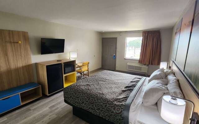 Days Inn by Wyndham San Antonio