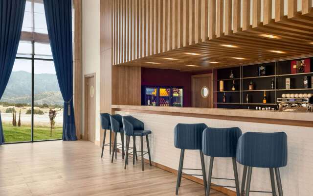 Ramada Encore By Wyndham Zomin
